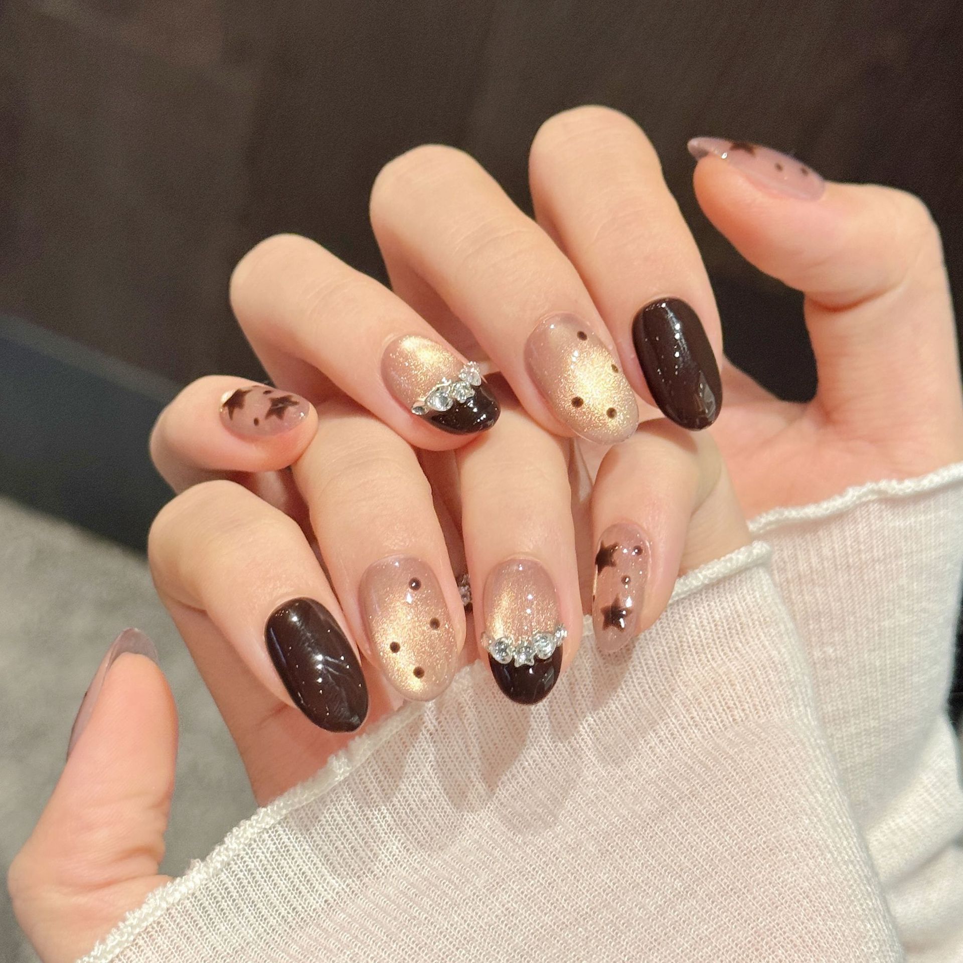 10 PCS Luxury Handmade Press O - огляд і ціна Nail Adhesive Tab